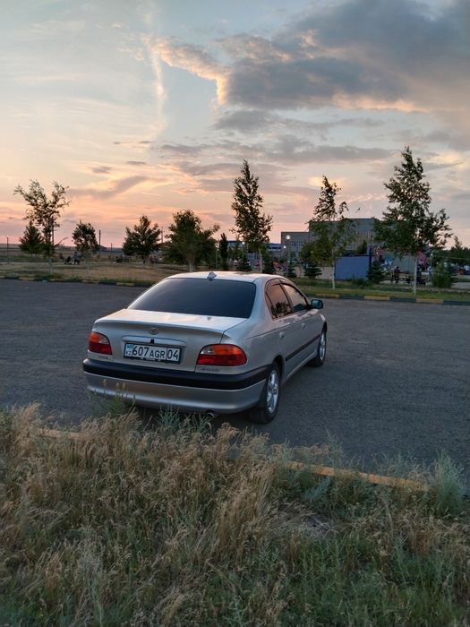 Продам Тайота Авенсис