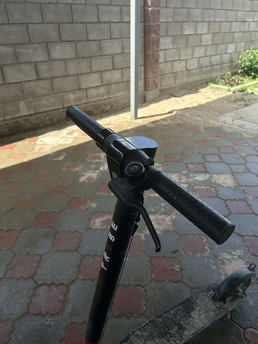 TRIBE Himba электро самокат