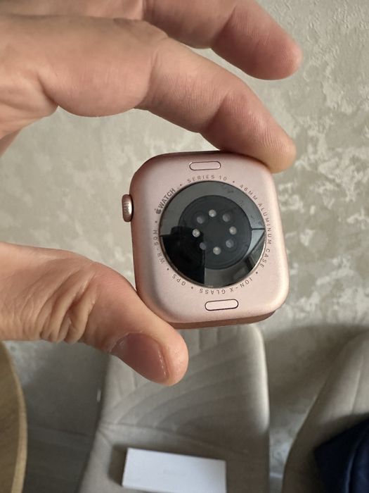 Apple Watch 10 46mm.