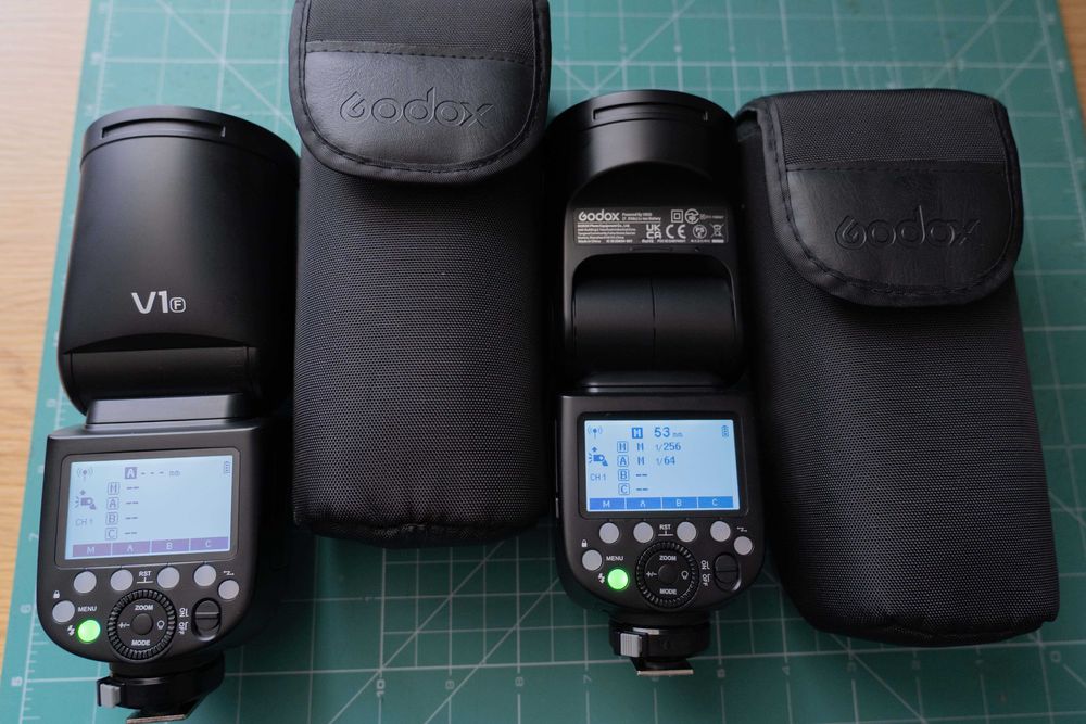 2 Blitz Fuji Godox v1 impecabile