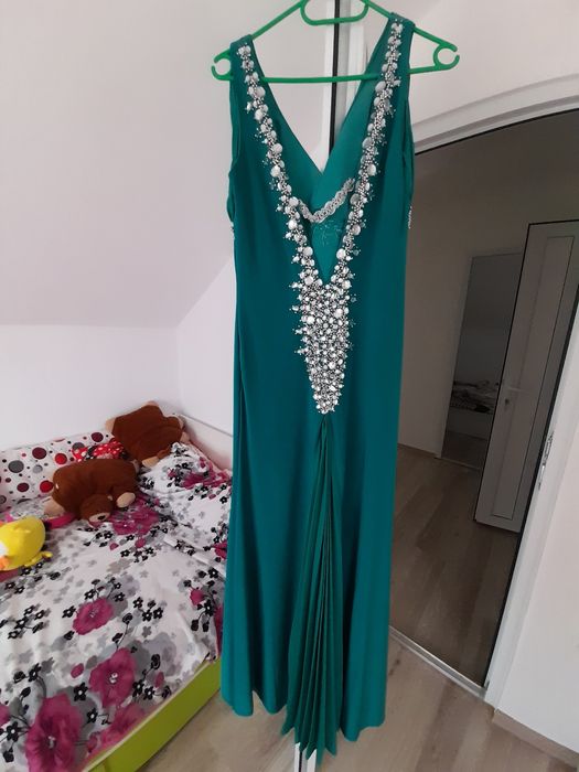 Vand rochita de seara eleganta