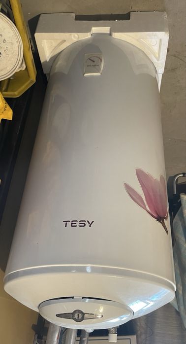 Електрически бойлер Теси 100 л