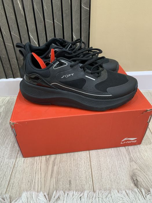 Кроссовка li ning