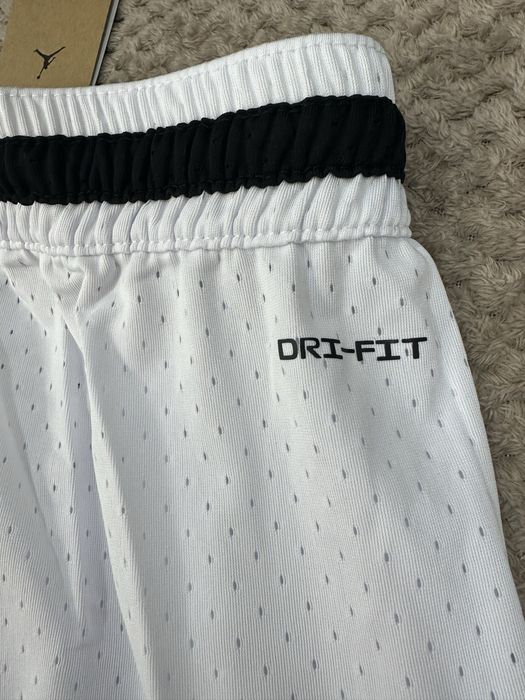 Pantaloni scurti Jordan Diamond - modele diferite