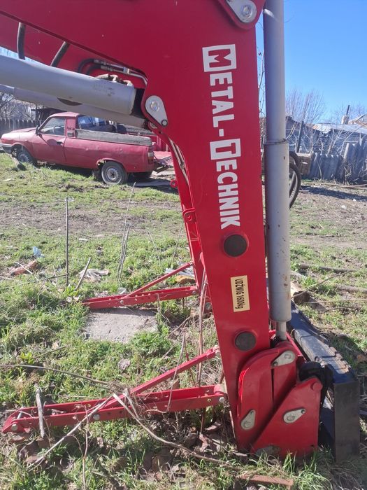 Vand incarcator frontal METAL  TECHNIK 1600 kg