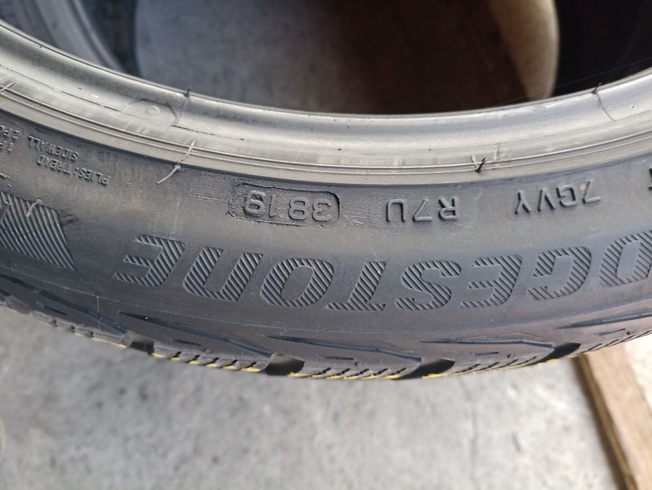 2 anvelope de iarna Bridgestone 215/45 R20 dot 3819