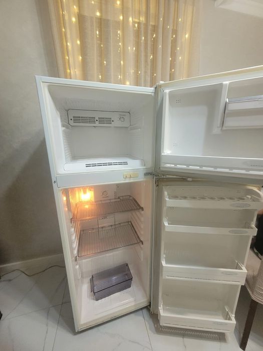 Холодильник б/у в хорошем качестве