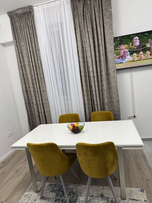 Inchiriez apartament in regim hotelier