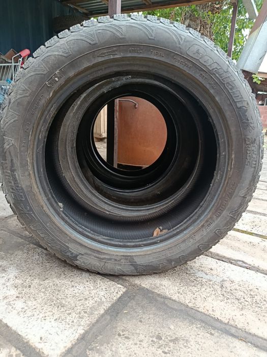 Продам резину на Р18