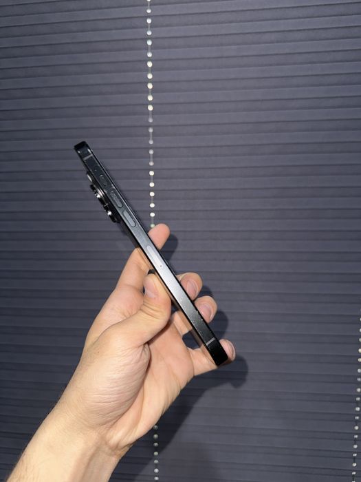 iphone 16 Pro max black