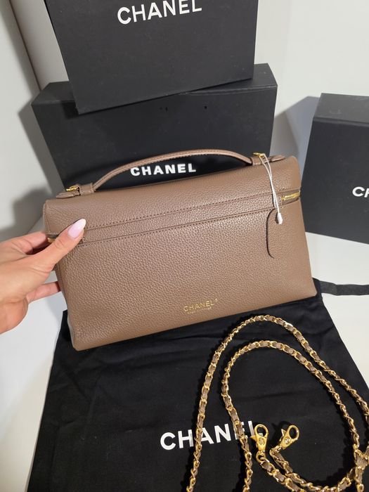 Налична чанта Chanel Lunch Box 26c