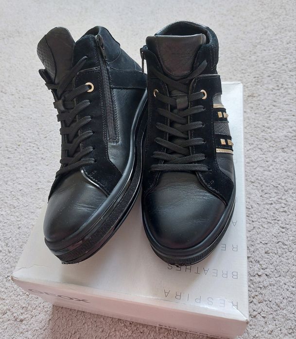 Sneakers mid Geox 38 - 24,5 cm, piele și piele intoarsa. Aproape noi! Rezistenti la ploaie - waterproof
