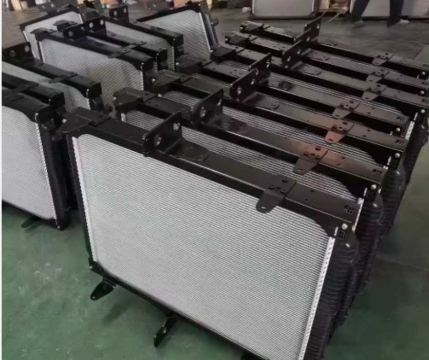 Radiatoare Apa/Ulei Utilaje (JCB, CAT, Komatsu) - Calitate Premium