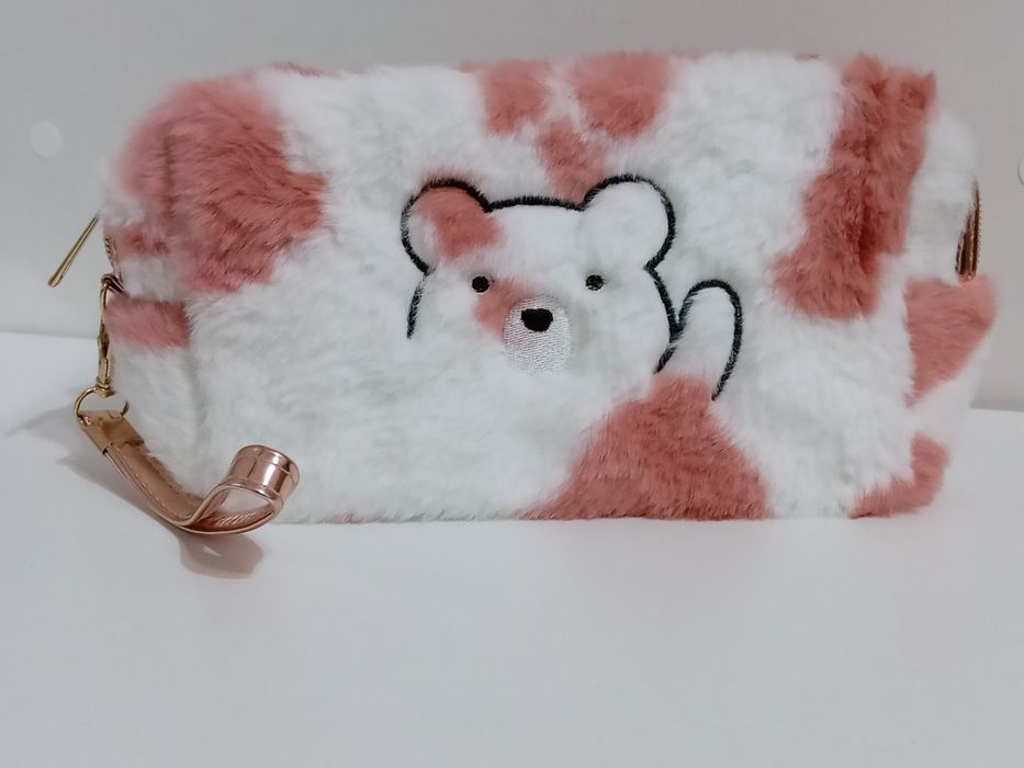 Косметичка женская