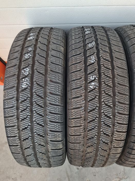 Зимни гуми за Бус 4 броя CONTINENTAL ContactWinter 195 60 R16C дот3915