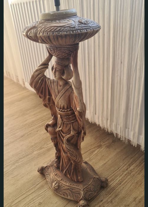 Statueta decor 70 cm cu scrumiera in cap