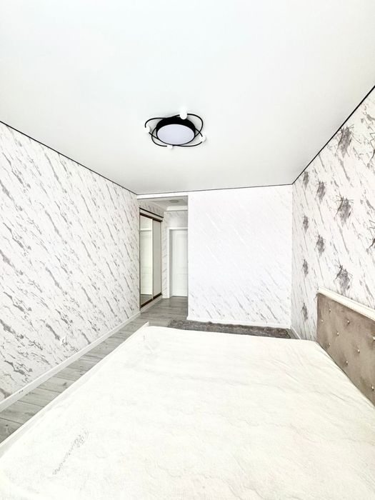 Продается 4-х комн квартира