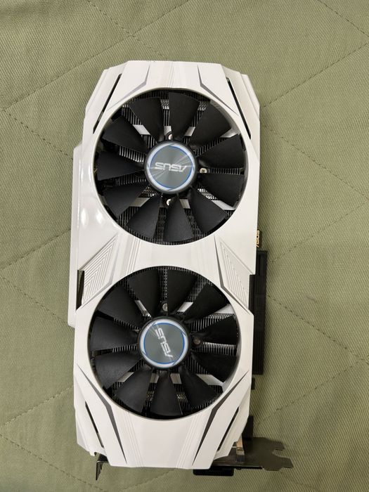 NVIDIA GeForce GTX 1060 6 gb Asus Dual White
