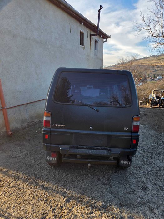 Mitsubishi L300 4×4