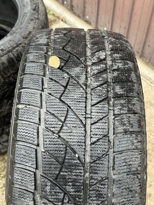 Cauciucuri iarna 245/45 r18