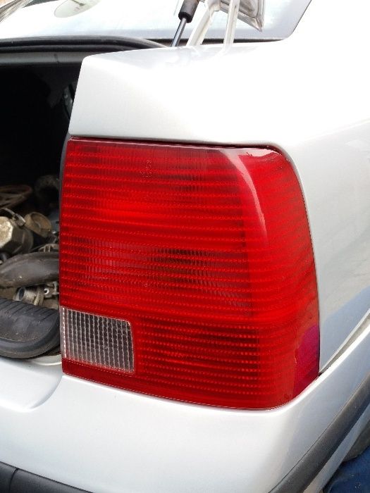 Set triple stopuri stanga dreapta passat b5 berlina sau break 96"-2000