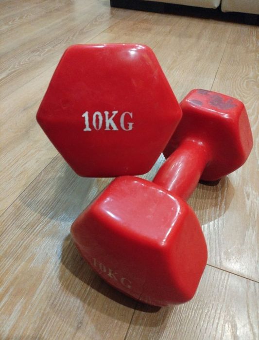 Дъмбели 2 бр по 10 кг