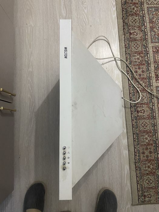 Вытежка б/у продам срочно