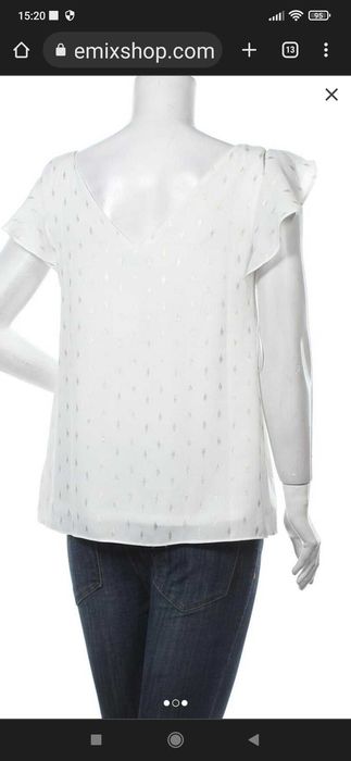 Бяла блузка невероятна красота