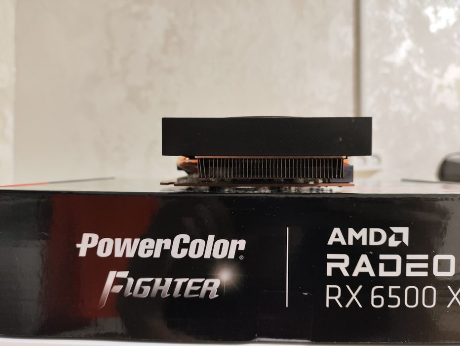 Rx 6500 xt 4gb PowerColor