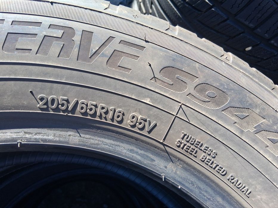 205 65 16 TOYO  4броя зимни дот 2023г