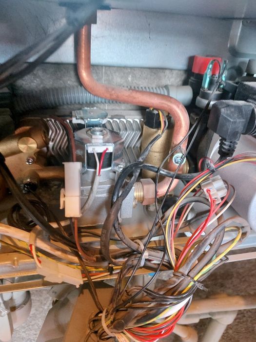 Ремонт и обслуживание газовых котлов — Бурундай, Водник