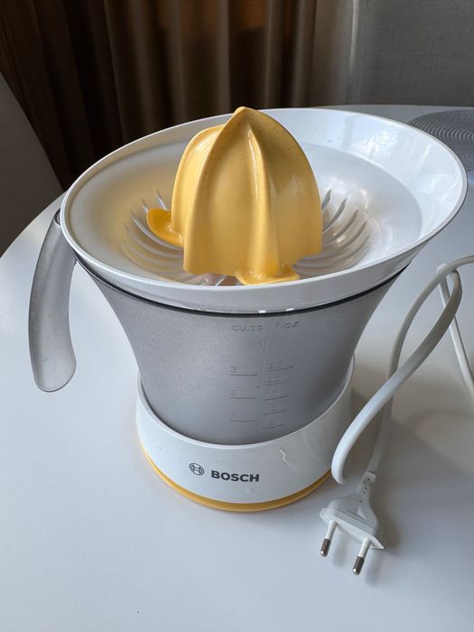 Сокоизтисквачка BOSH