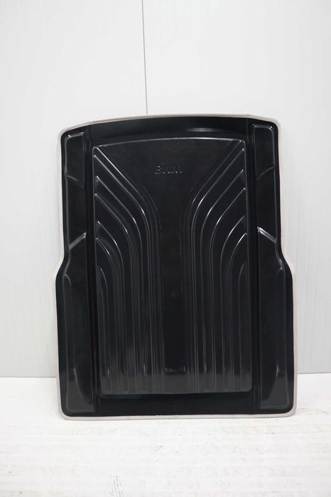 Нова гумена стелка багажник БМВ Ф33 М4 Ф83