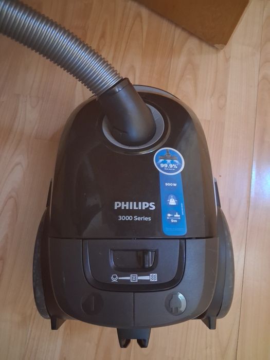 Aspirator Philips seria 3000