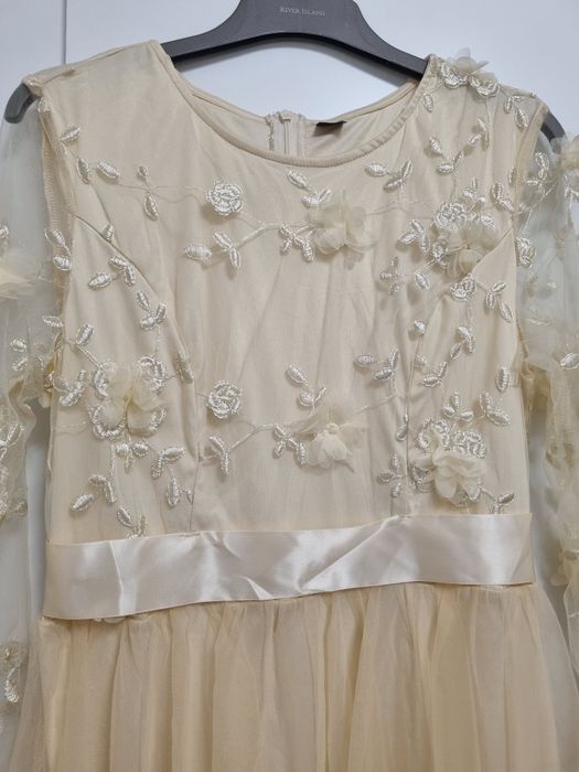 Рокля нова - тюл