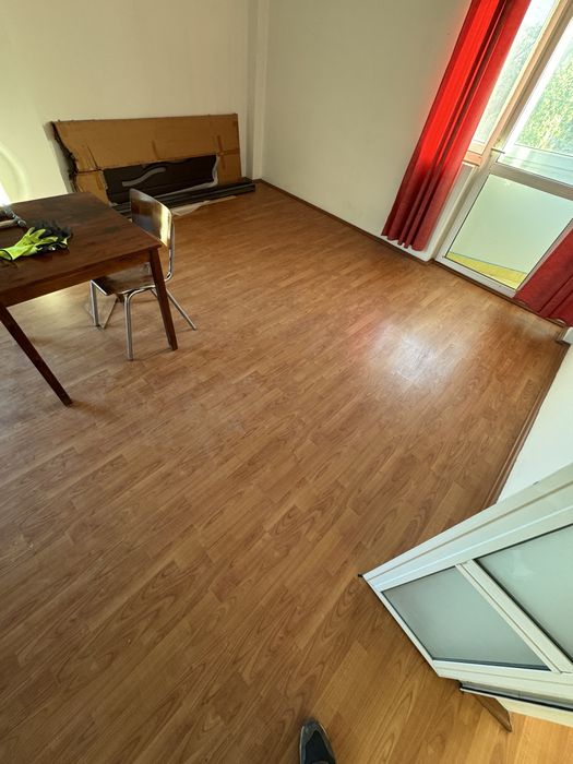 Parchet laminat – aprox. 70 mp – stare buna