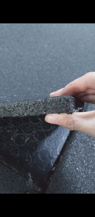 Напольное покрытие, резина 220 кв м.