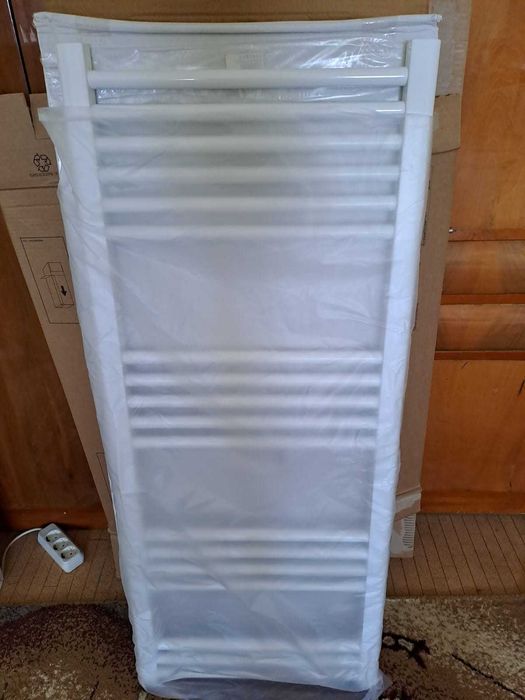 Vand calorifer baie nou, port prosop