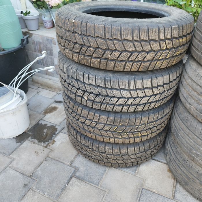 195/65/16 ① anvelope 195 65 16 c - Piese auto de vânzare | OLX.ro