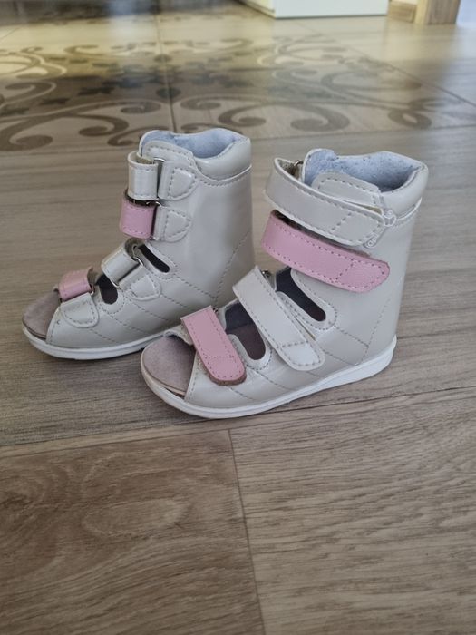 Ортопедическая детская обувь