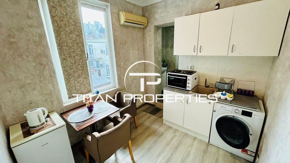 ЗА КРАТКОСРОЧНО! Двустаен, под наем, Супер Център