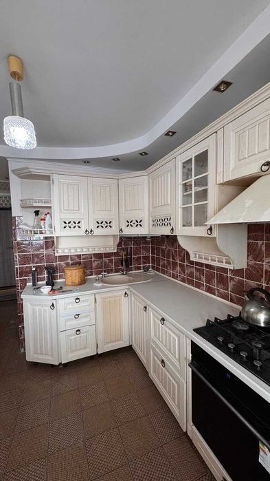 Продам 3 ком. кухня 9кв. 2 этаж, Корчагина 127, 23600 млн