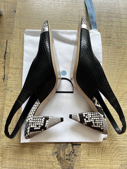 Pantofi eleganti noi