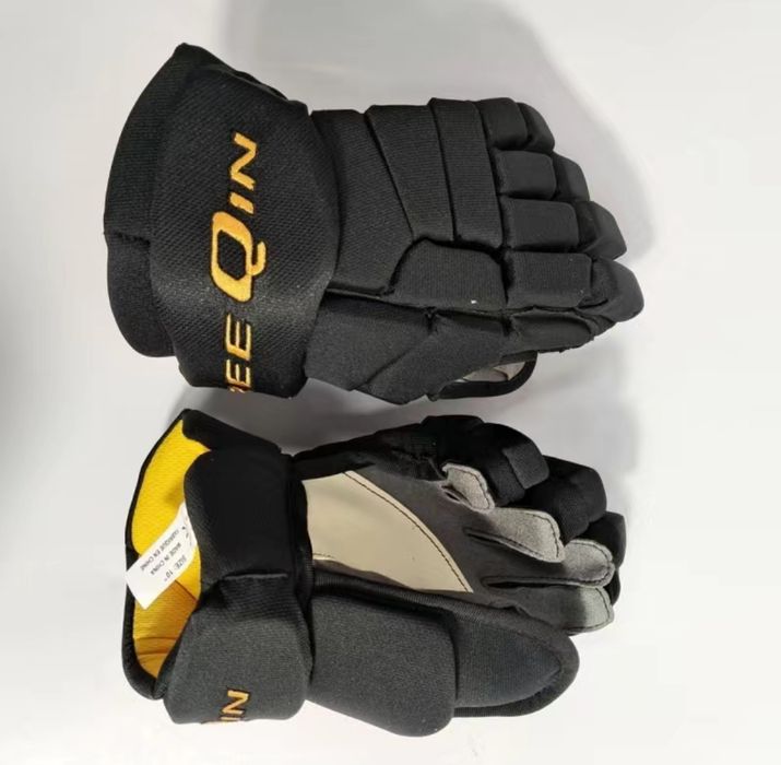 Краги, перчатки хоккейные