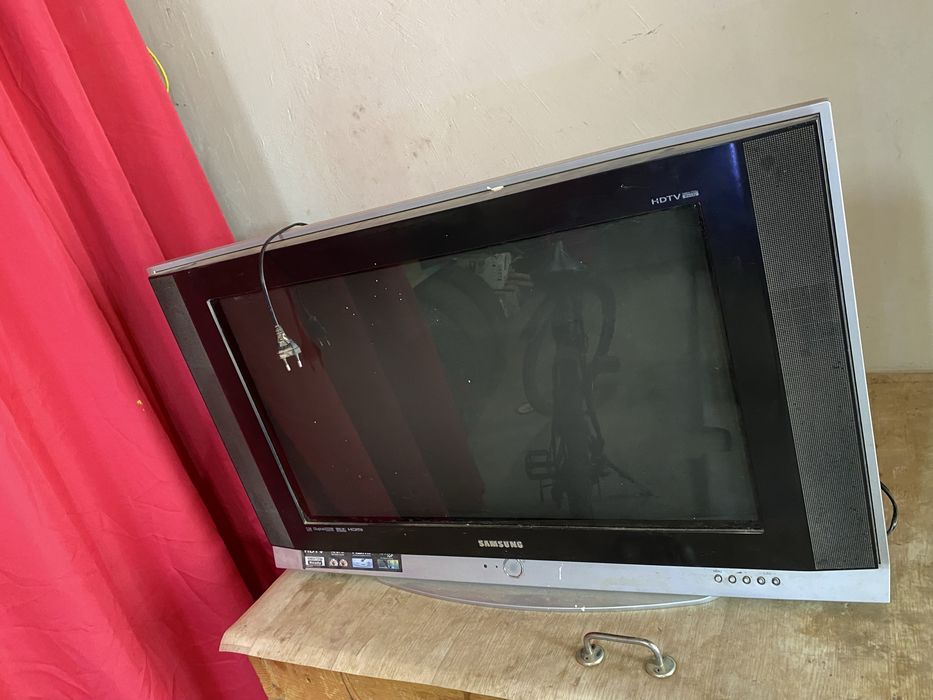 Продам телевизор