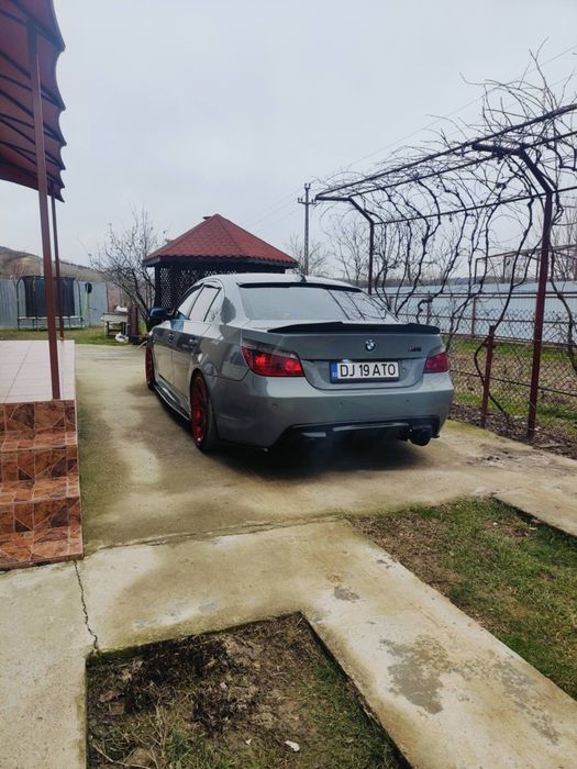 Vând BMW E60 3.0d