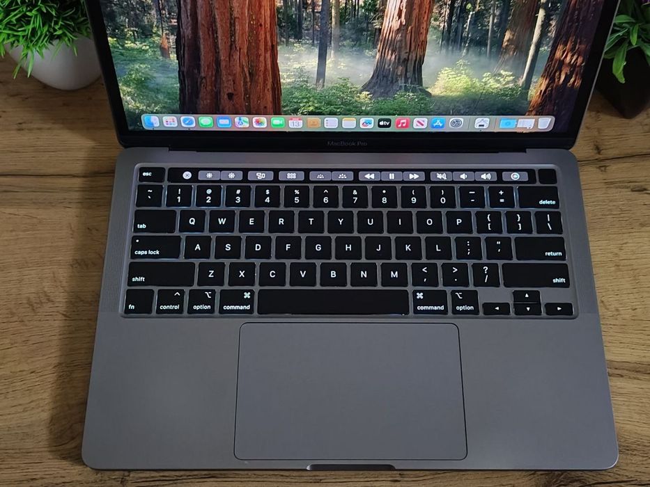 MacBook pro 2020 i5
