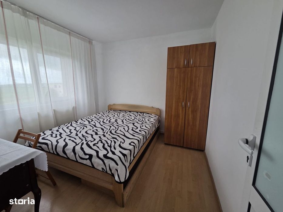 Apartament de inchiriat, 3 camere, decomandat, 60 mp, Dacia