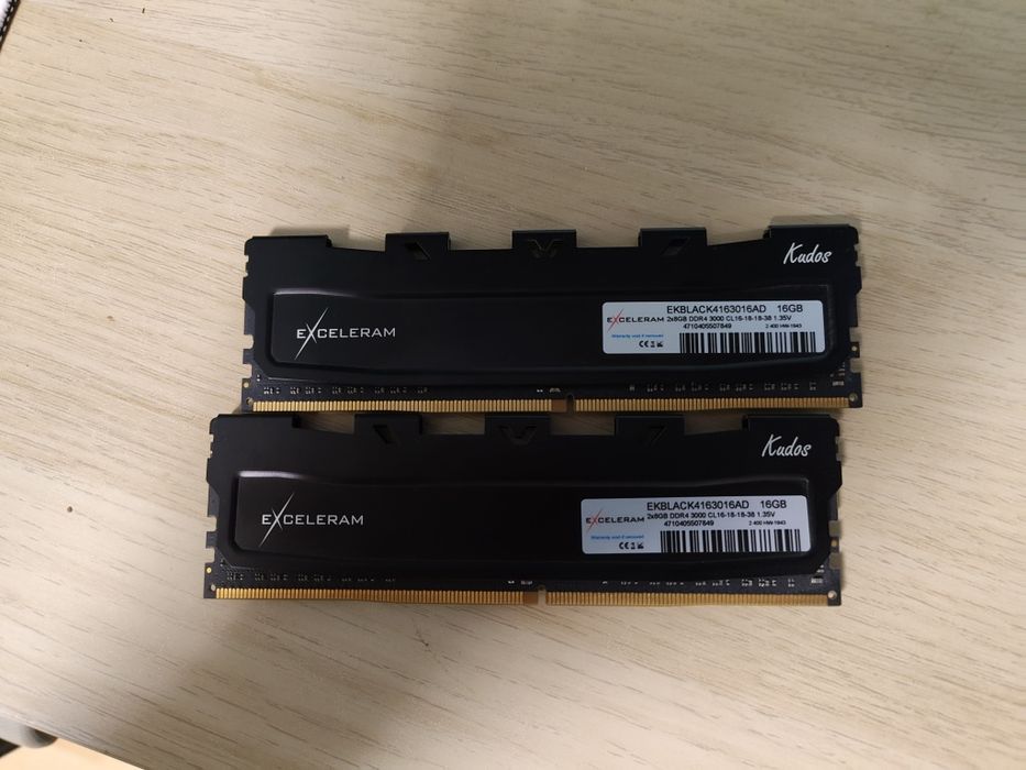 RAM DDR4 2X8 GB (16gb) 3000Mhz CL16