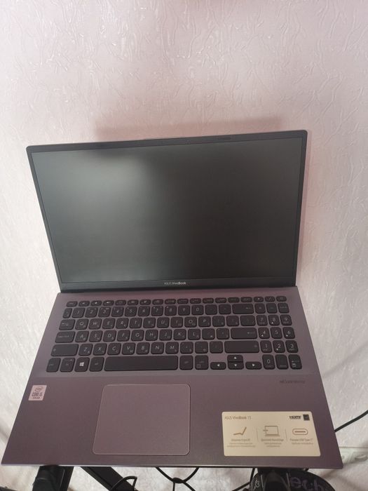 Asus Vivobook i5